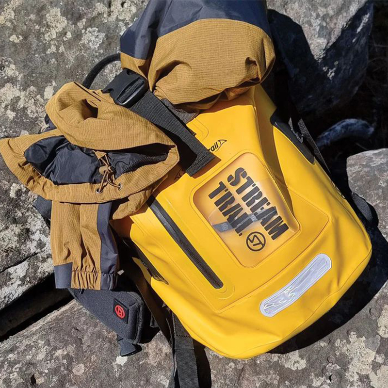 Stream Trail Dry Tank DX 18L Stream Trail Dry Tank DX 18L
